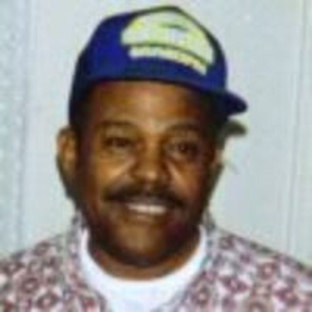 David L Murchison Sr