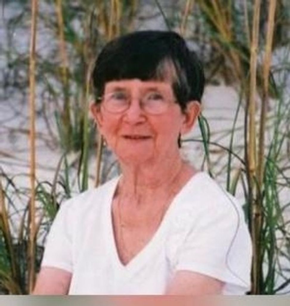 Laura Geneva Roper Profile Photo