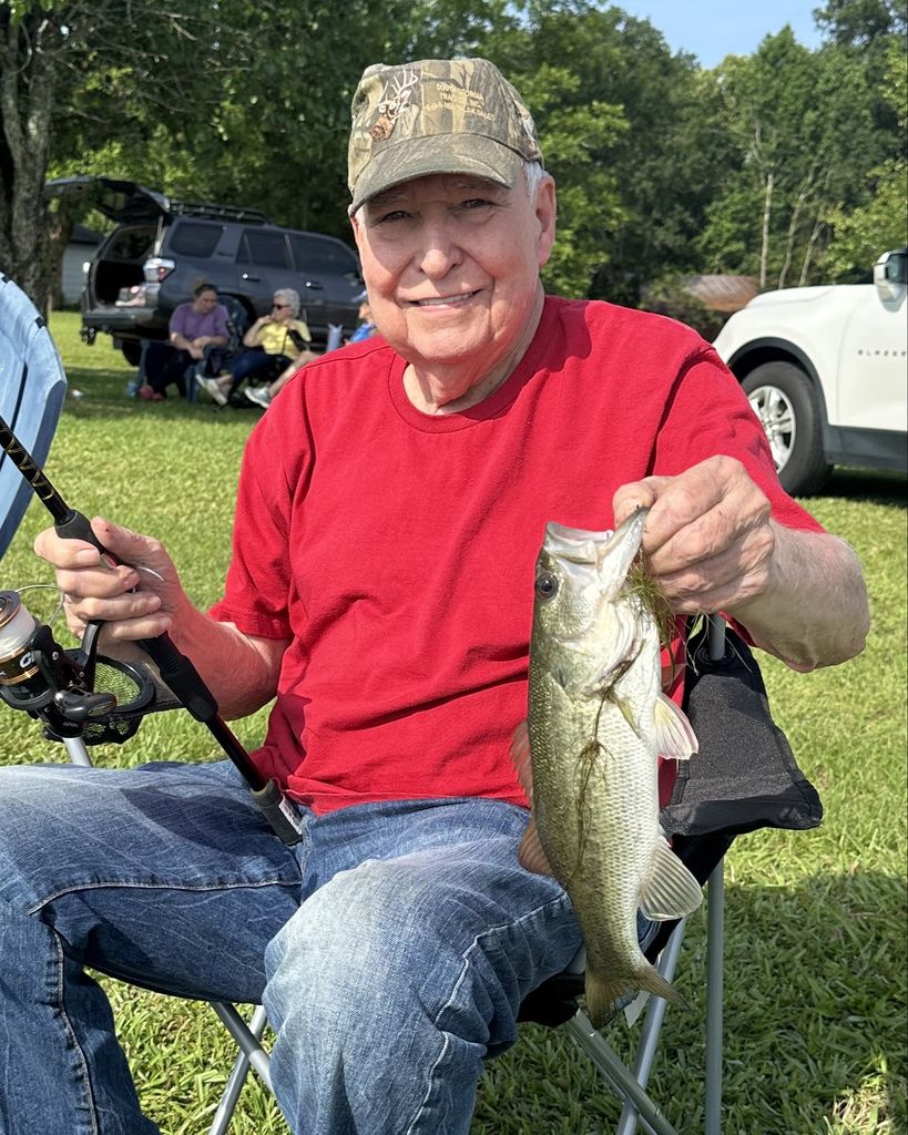 Robert Earl Lee Profile Photo