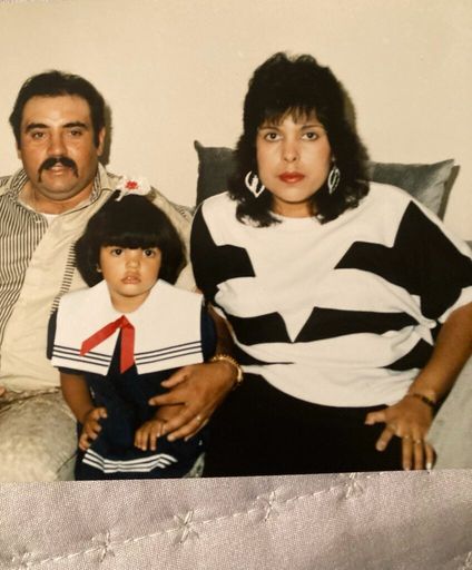 Hermelinda Curiel photo gallery thumbnail 32 of 268