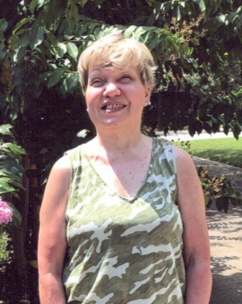 Leslie Sullivan Profile Photo
