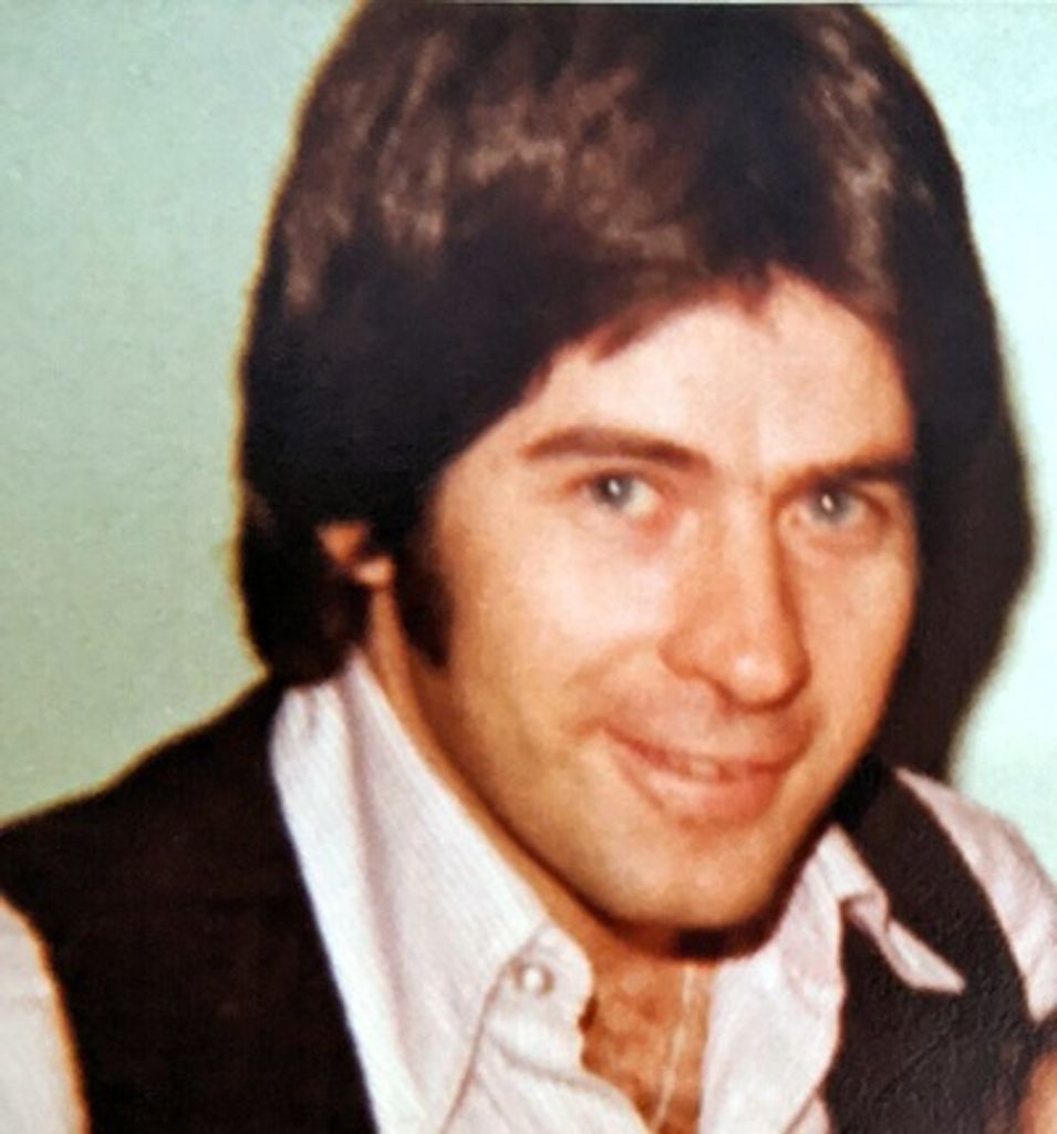 Dennis Neil Barry Profile Photo