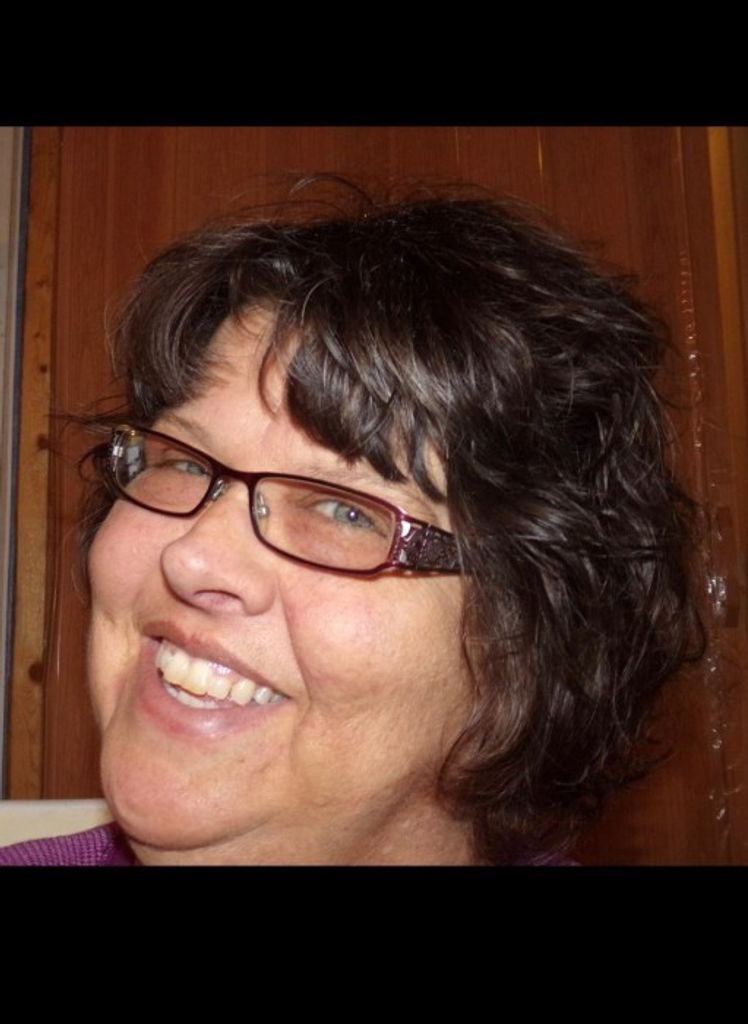 Kimberley (Floyd) Waldman