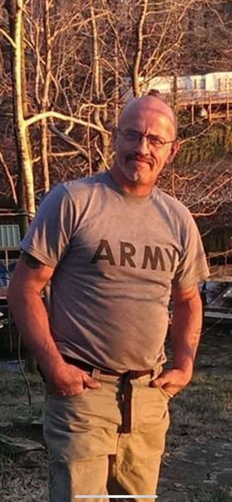 Stevie Douglas Harbison Profile Photo