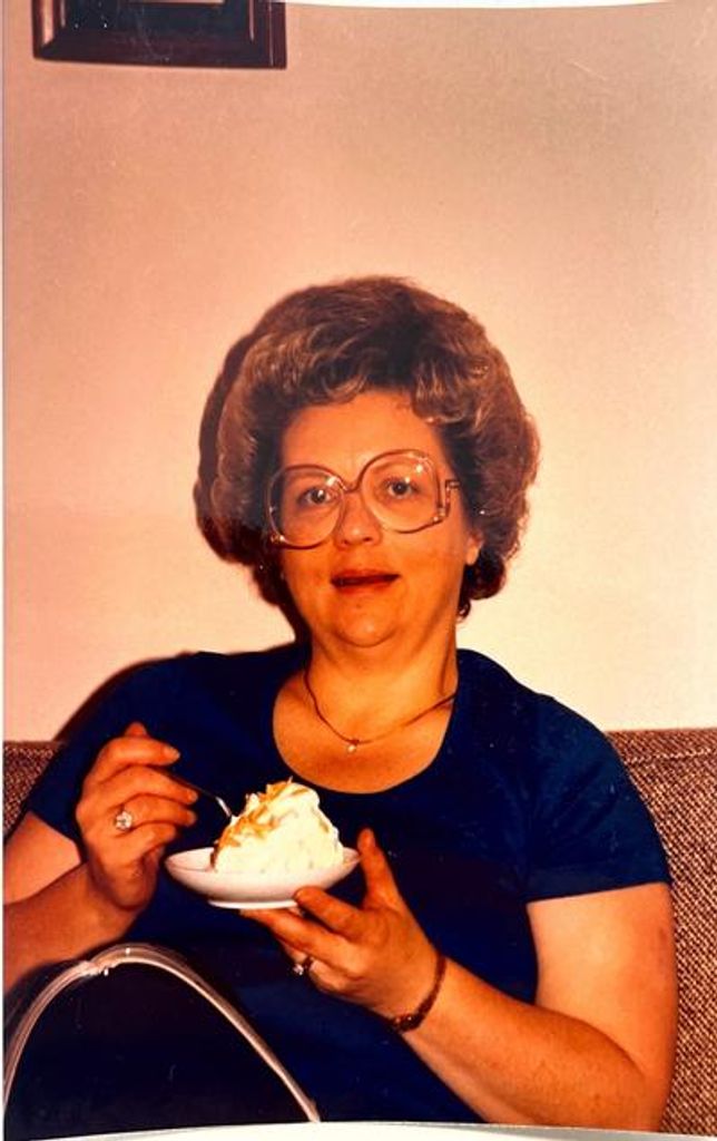 Cuzzie Mae Belcher Mathena Profile Photo