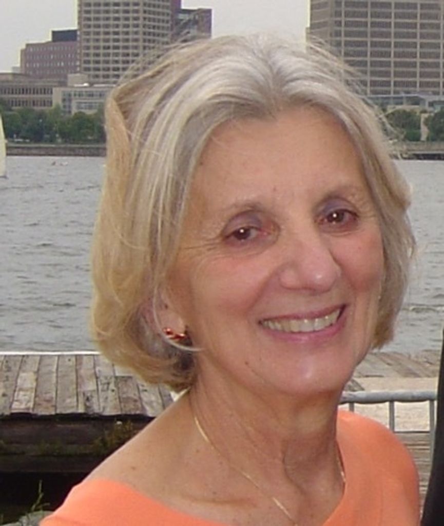Christine Avtges
