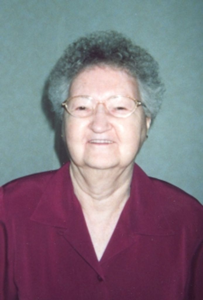 Lola Cook