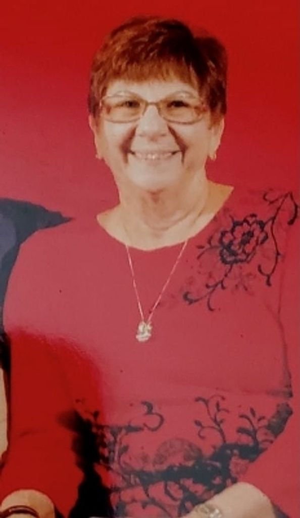 Gayle Ellen Carter Profile Photo
