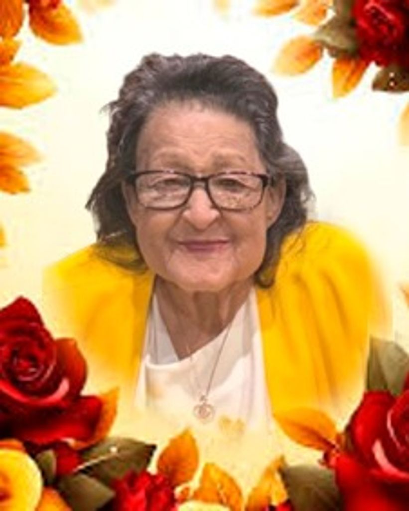 Amelia Flores