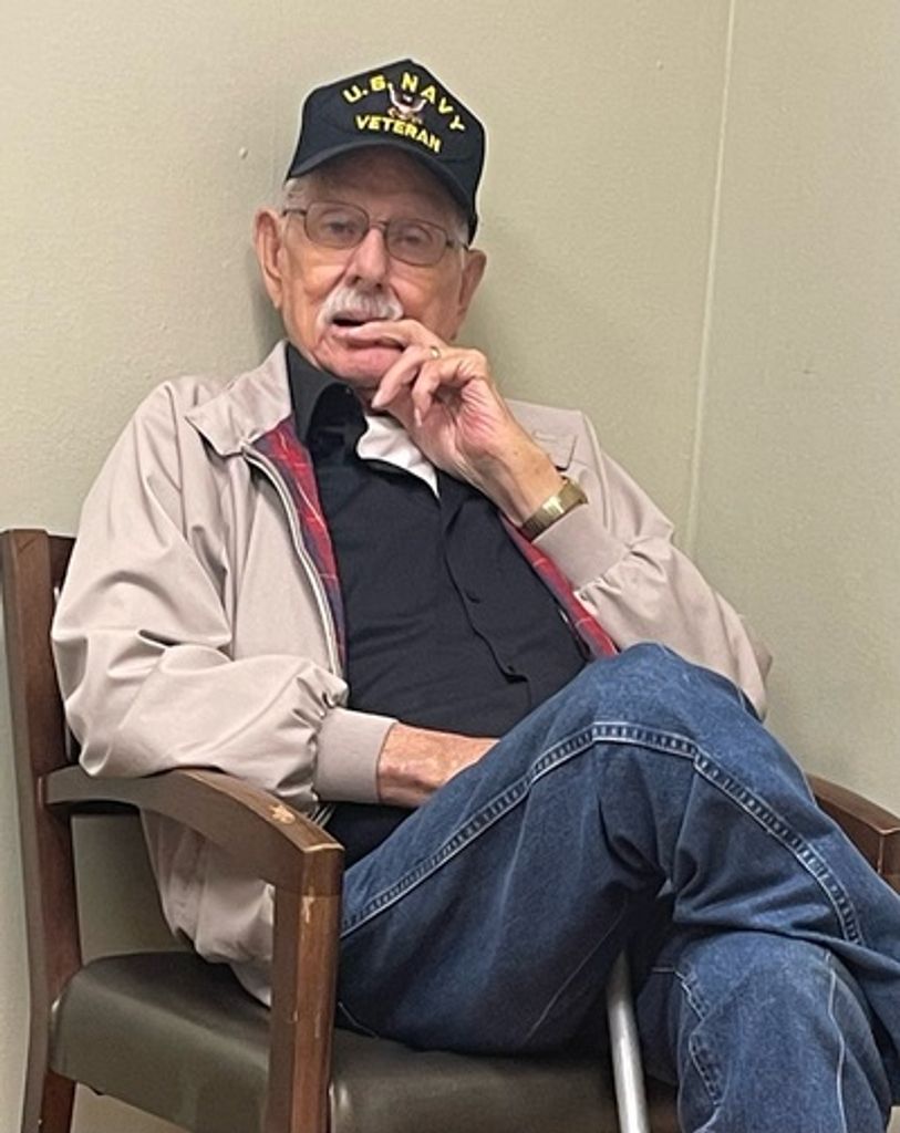 Larry Oliver Mcarthur Profile Photo