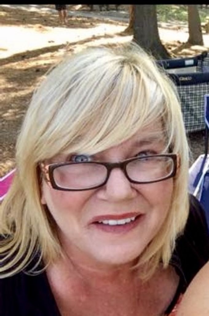 Deborah Louise Allen Profile Photo