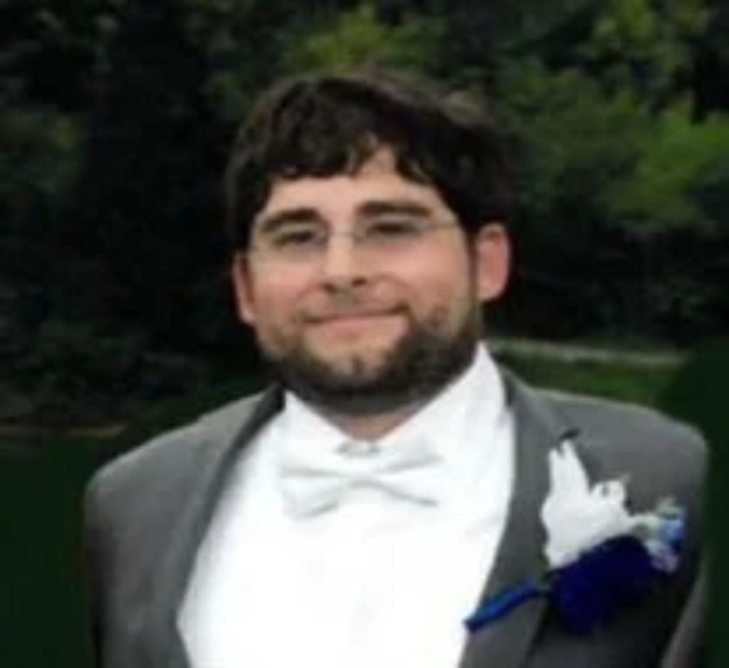 Aaron Ernst Profile Photo