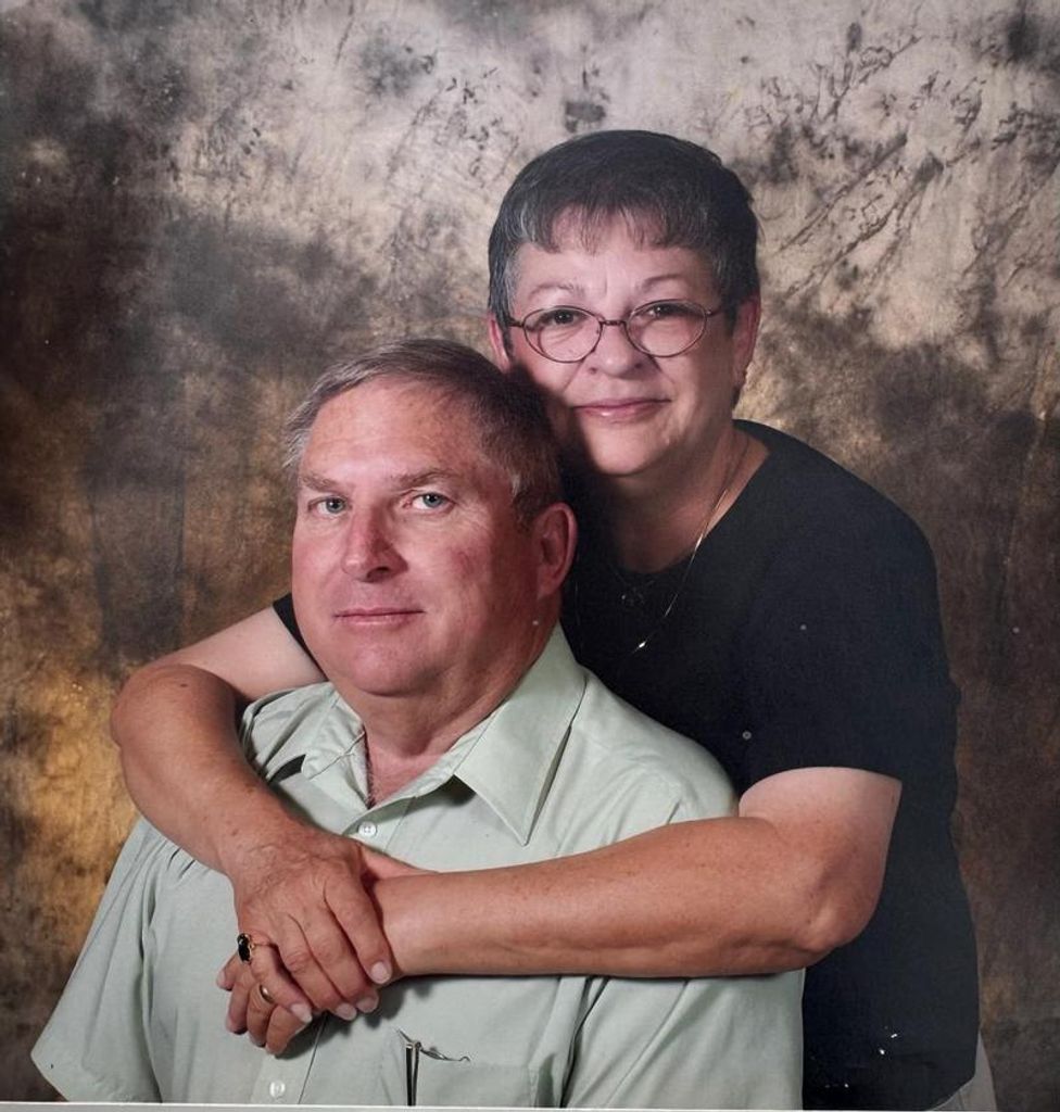 Zipper Lorraine Layton