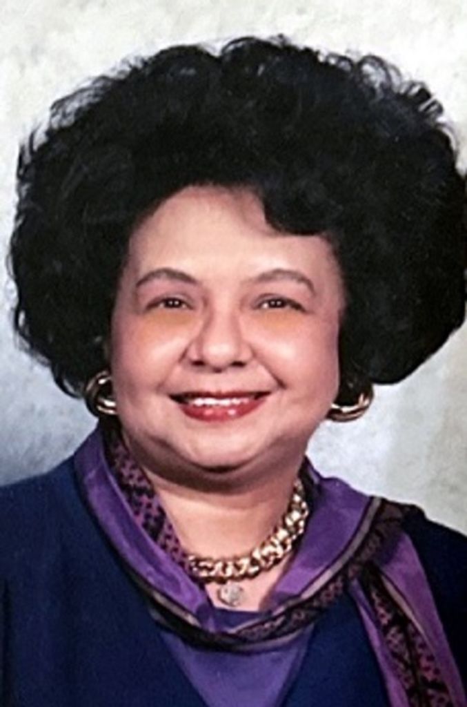 Eura Marie Mitchell Senigaur Profile Photo