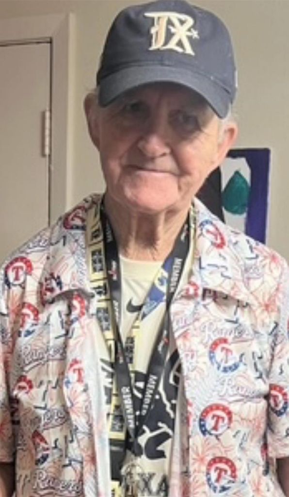 Thomas Russell Elliott Profile Photo