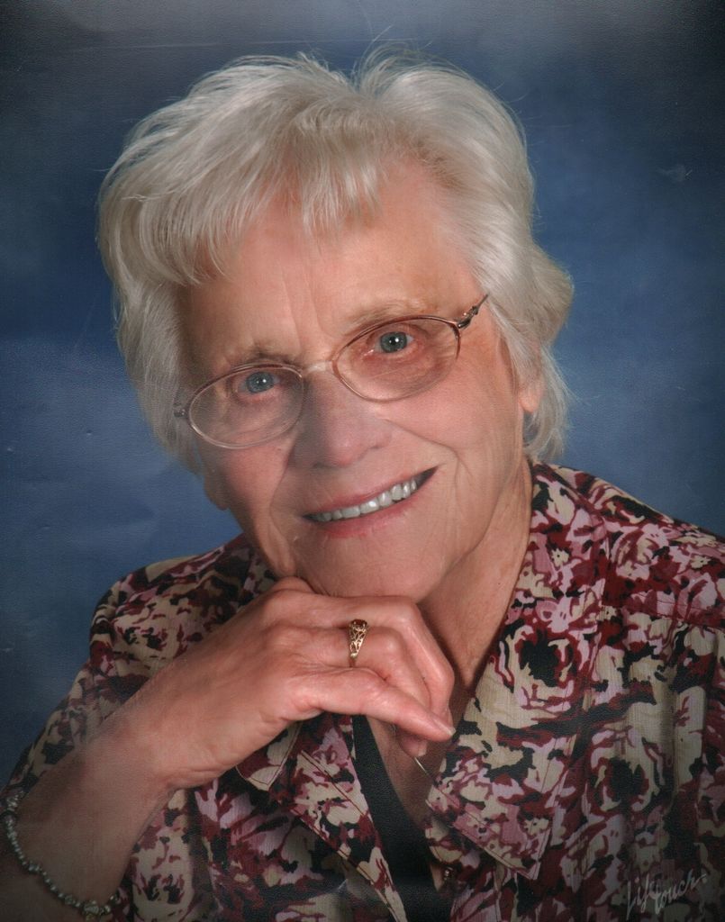 Edna Kluver Profile Photo