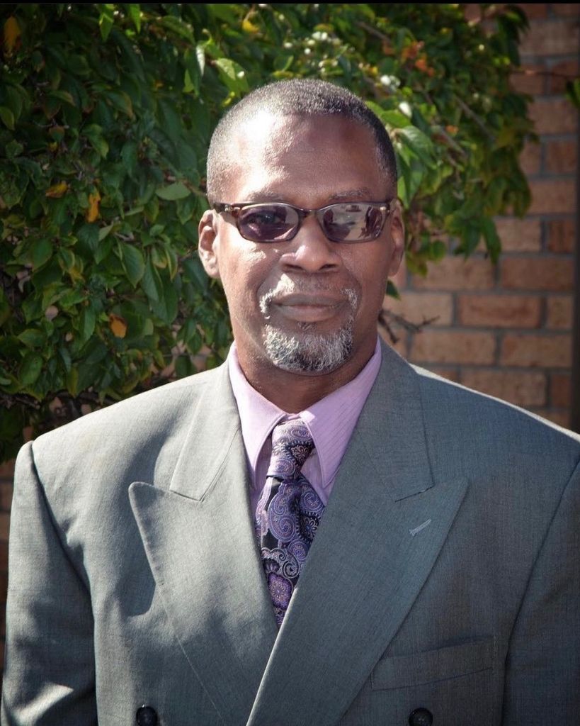 Timmeth Lee Grays "Tim"