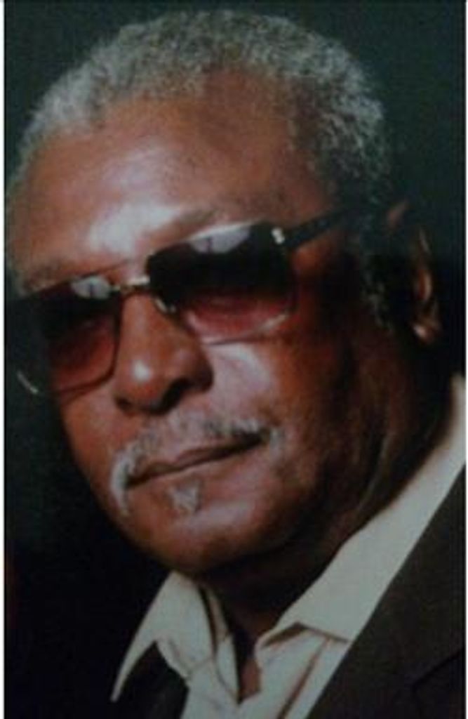 Willis Lawrence Mccoy Profile Photo