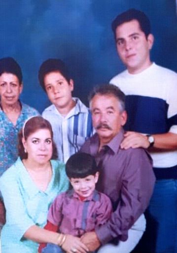 Armando Ramirez photo gallery thumbnail 45 of 164