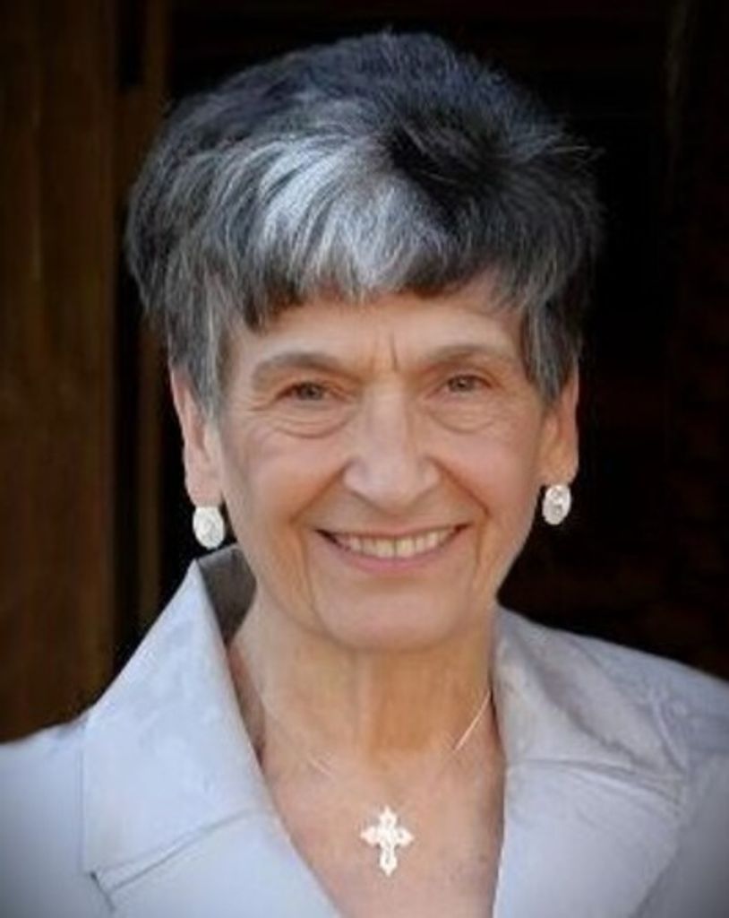 Leonore Mae Messina Profile Photo