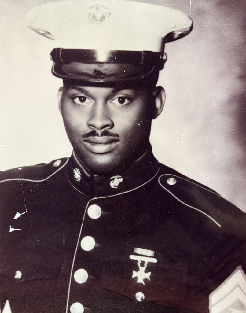 Antonio Von Johnson Profile Photo