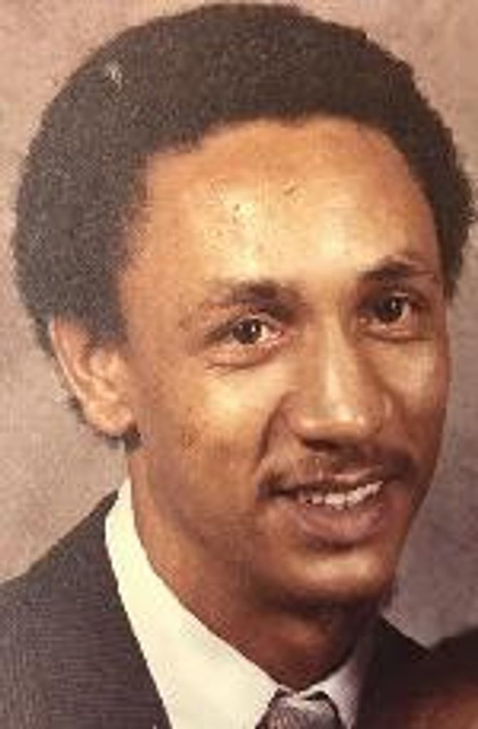 Thomas Anderson Profile Photo