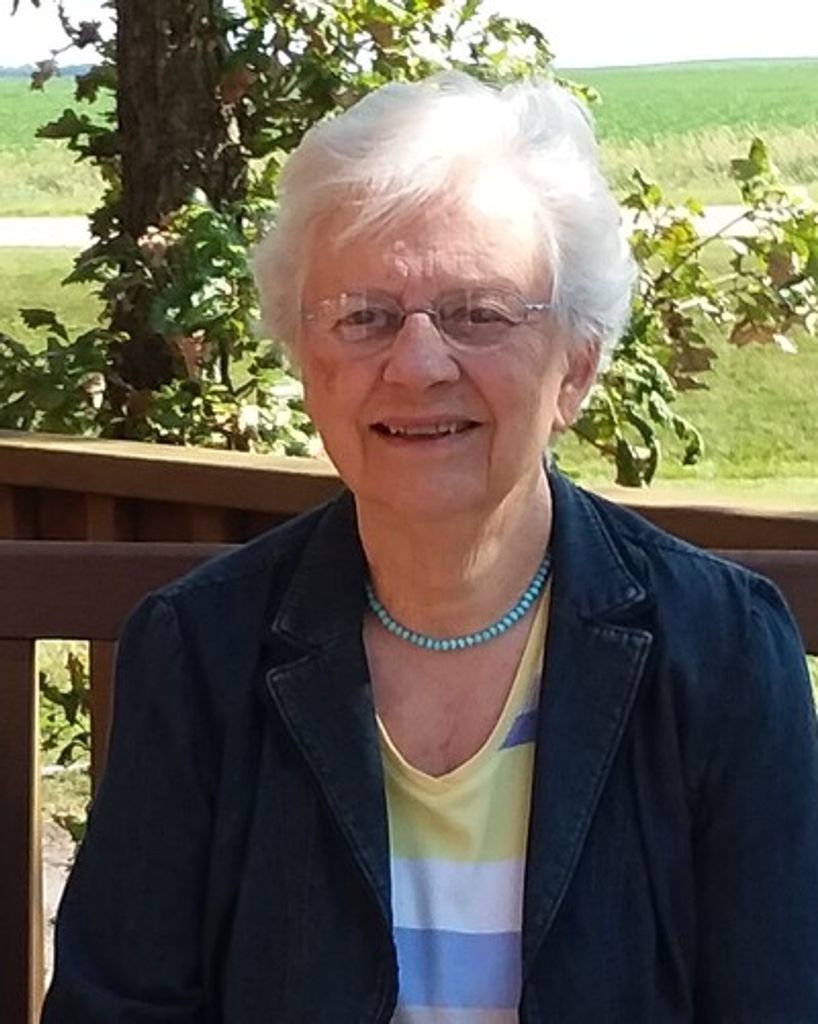 Joyce Tow Profile Photo
