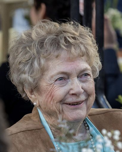 Geneva Louise York's obituary image