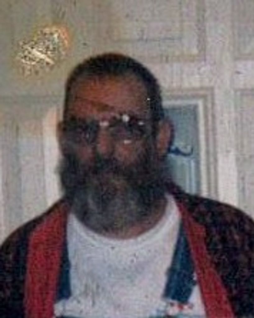 Thomas Michael Holden Profile Photo