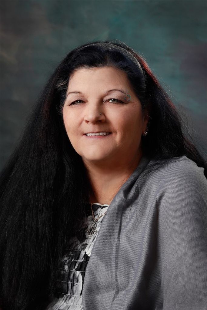 Julie Collier Profile Photo