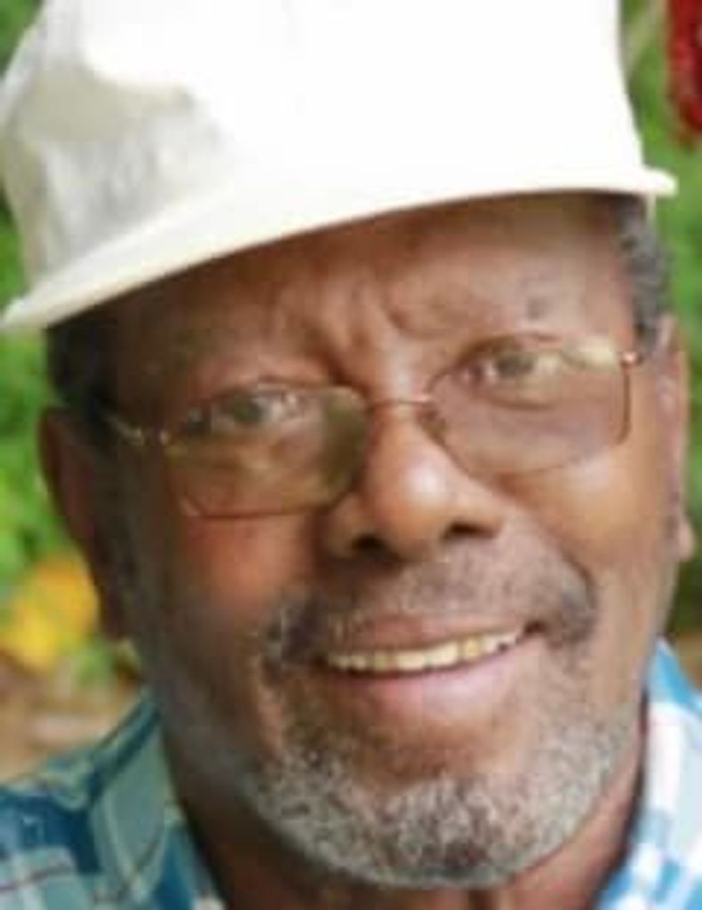 Roger Dixon Profile Photo