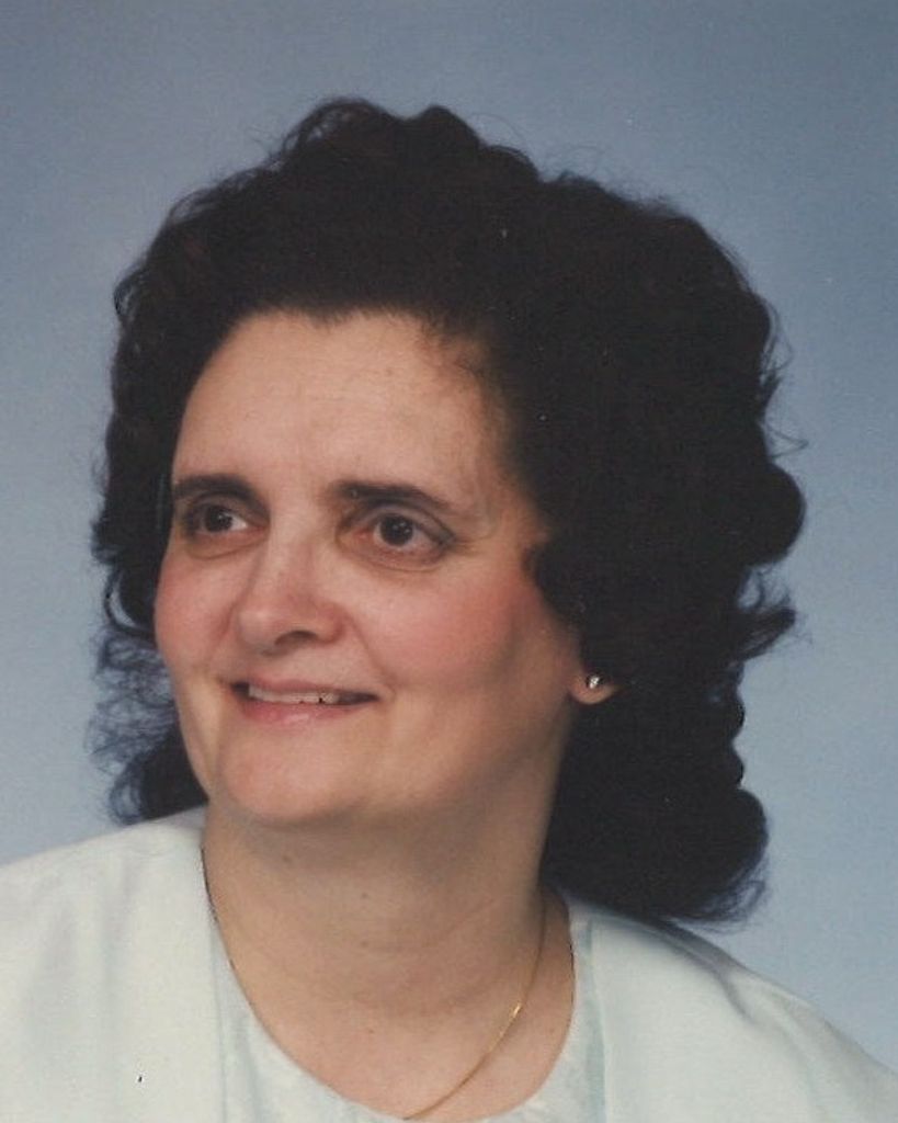 Suzanne T. "Sue"  Hutcheson