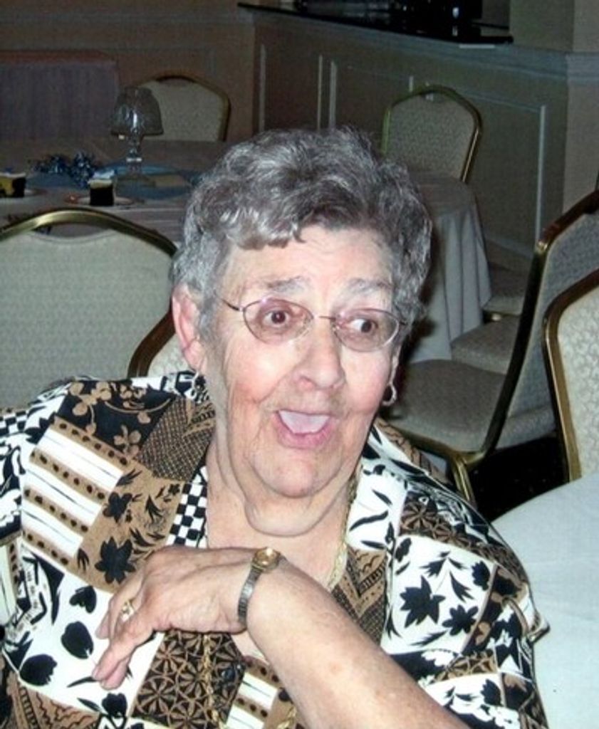Clara Gricar Profile Photo