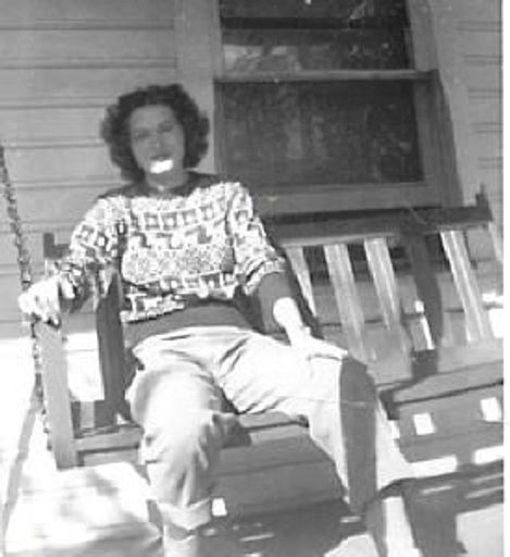 Barbara Paul photo gallery thumbnail 55 of 71