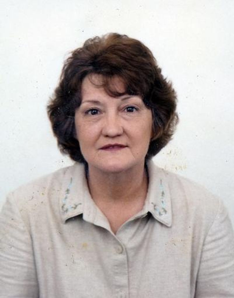 Linda Phillips Godfrey Profile Photo