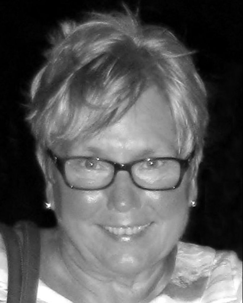 Linda "Lin" Wylam Robinson