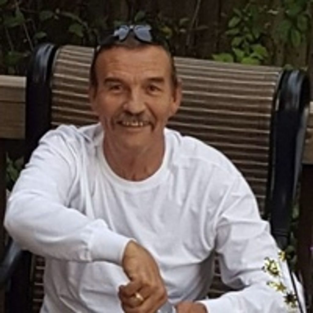 Robert Bowers Profile Photo