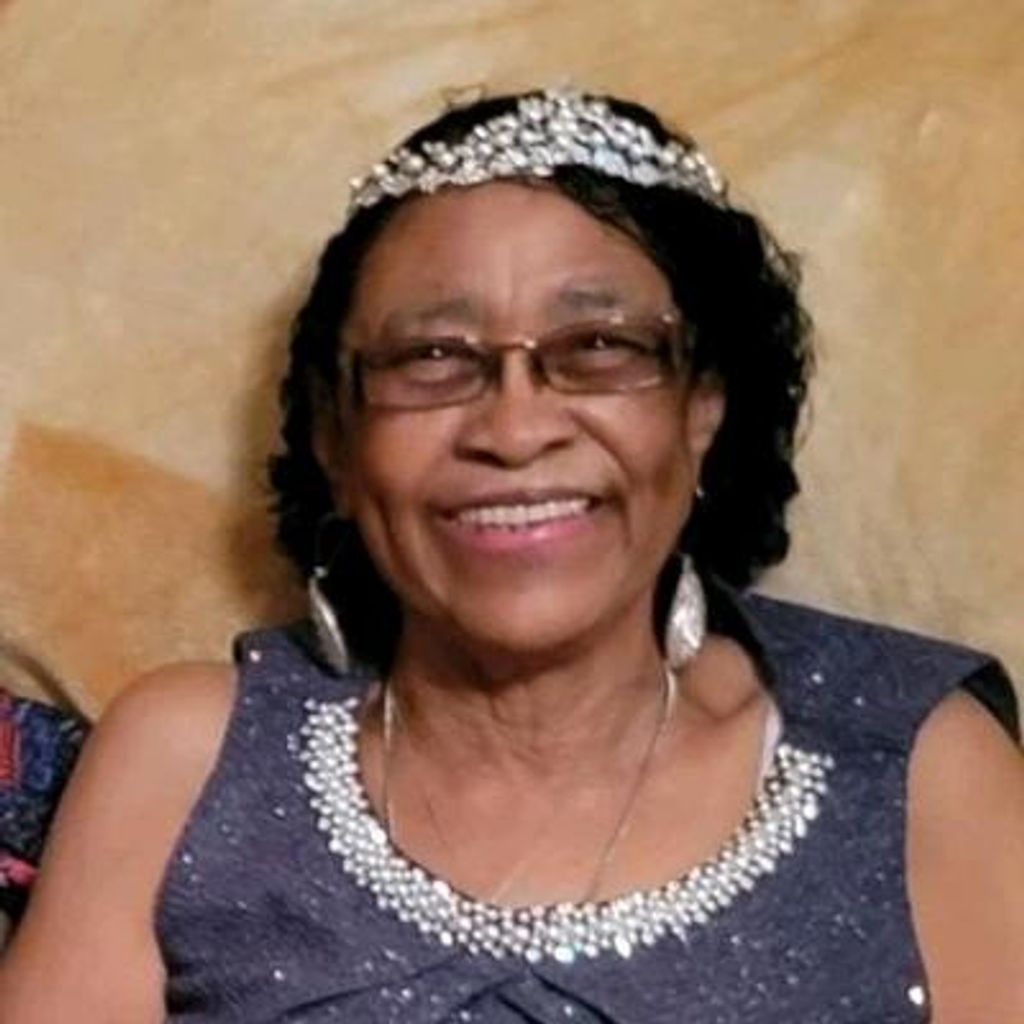 Crezette Elaine Belcher Profile Photo