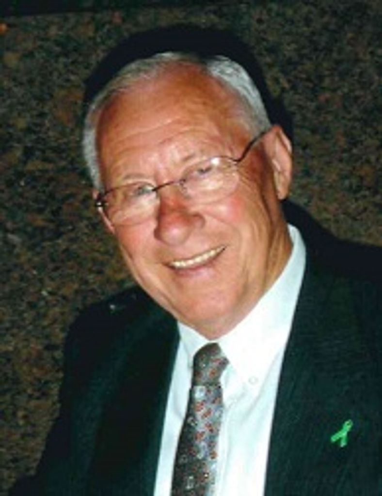 Richard Thomas Profile Photo