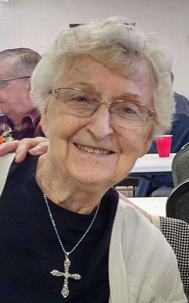 Evelyn Cantwell Profile Photo