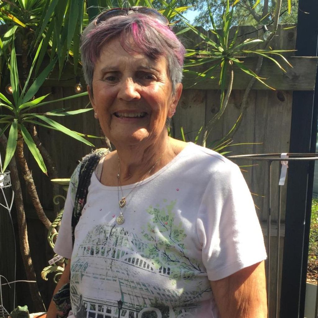Carolyn Lee Dailey Profile Photo