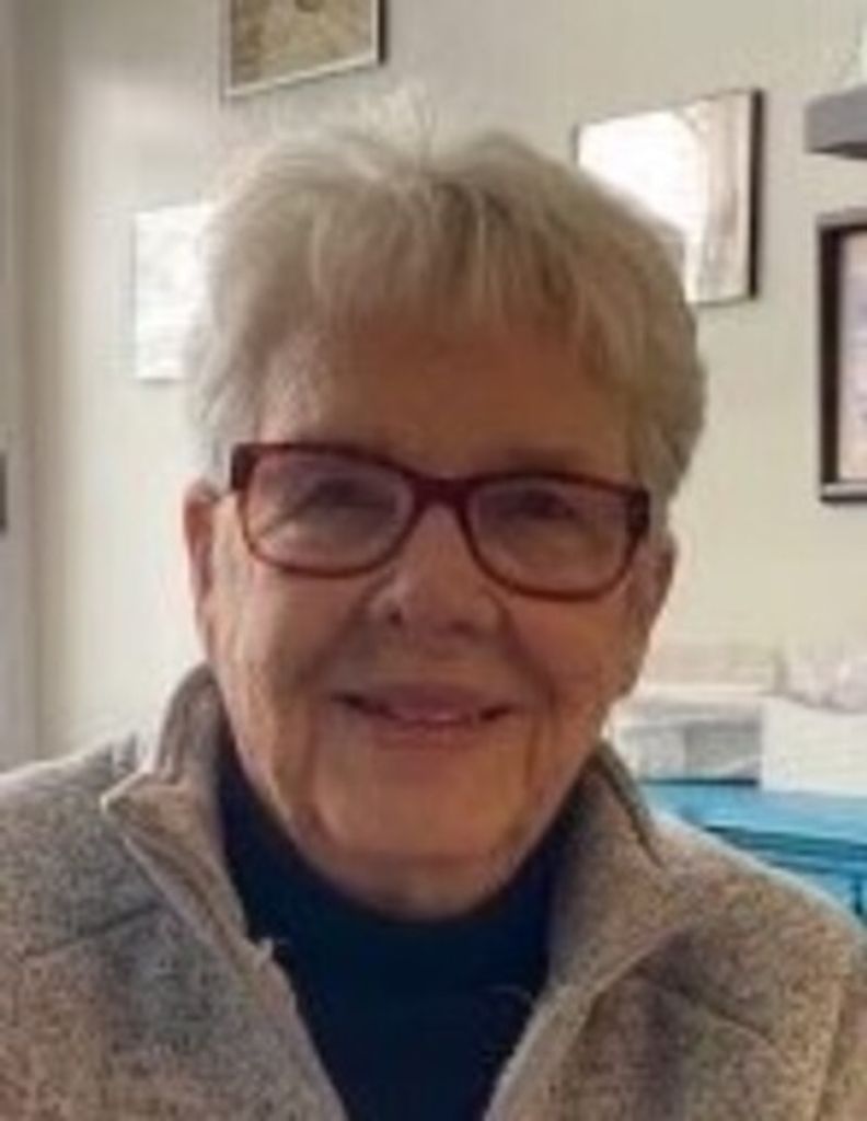 Crystelle Beth Barnett