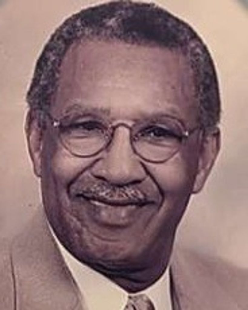 Dwight Jones Profile Photo