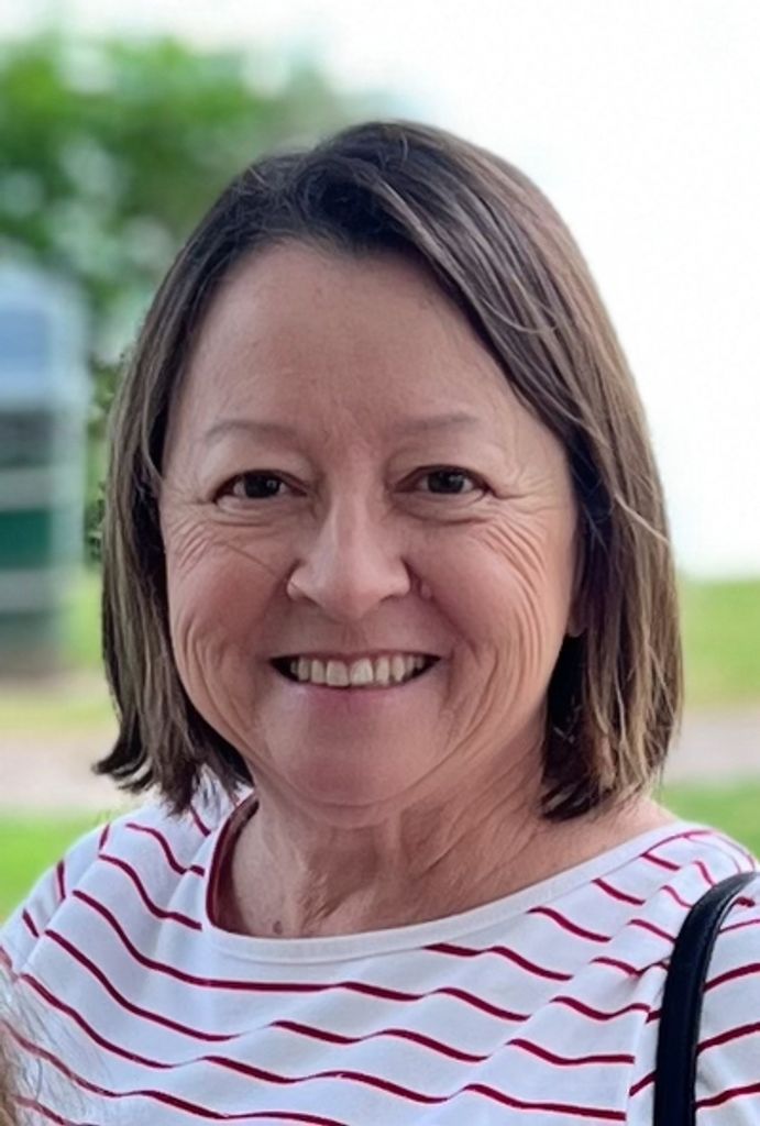 Julie Anne Dennis (Nee Doyle)