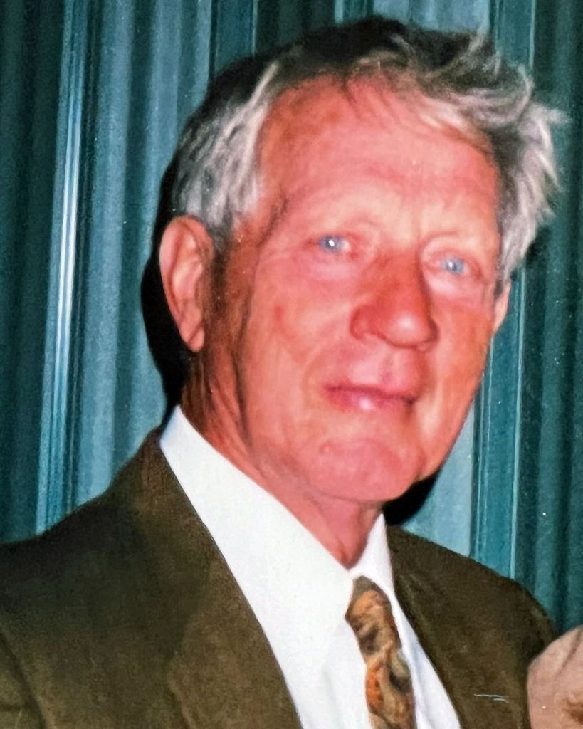 Gordon Lee Hall