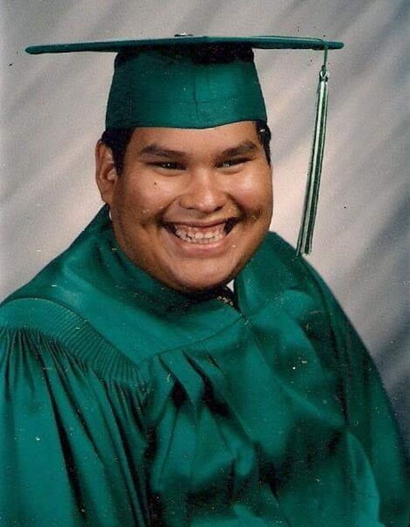 Christopher Ray Licon Profile Photo