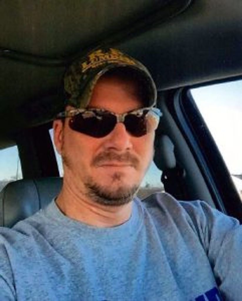 Michael Paul Roberts Profile Photo