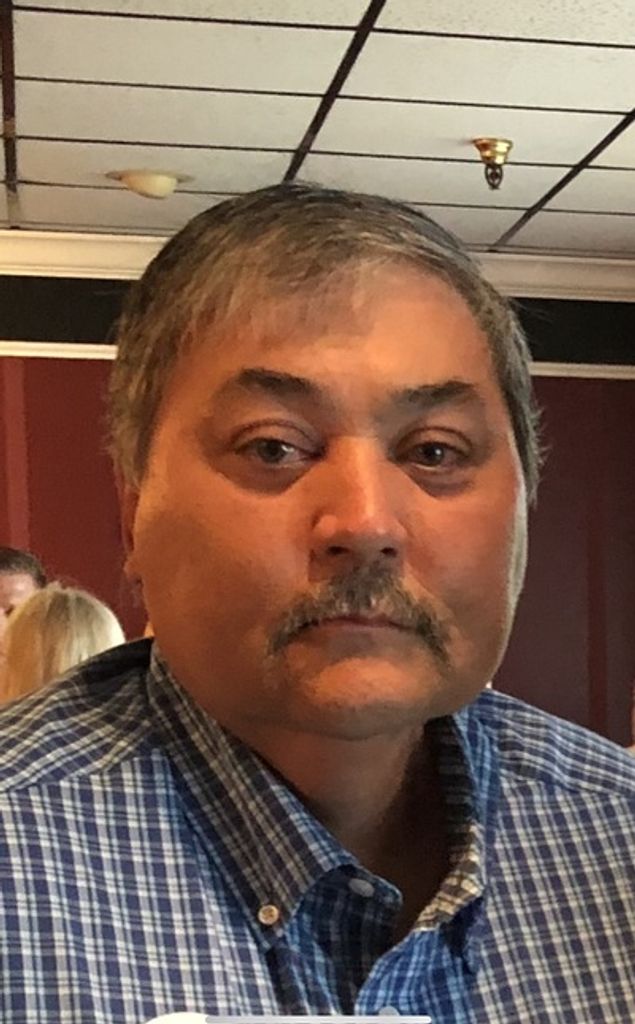 Daryl Lindsey Vaughn Profile Photo