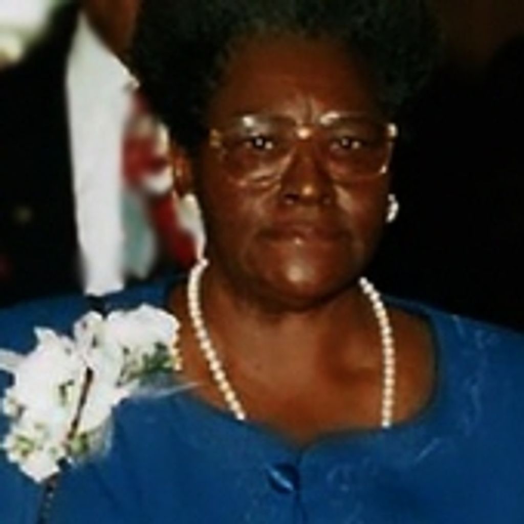 Thelma Ms. Holmes