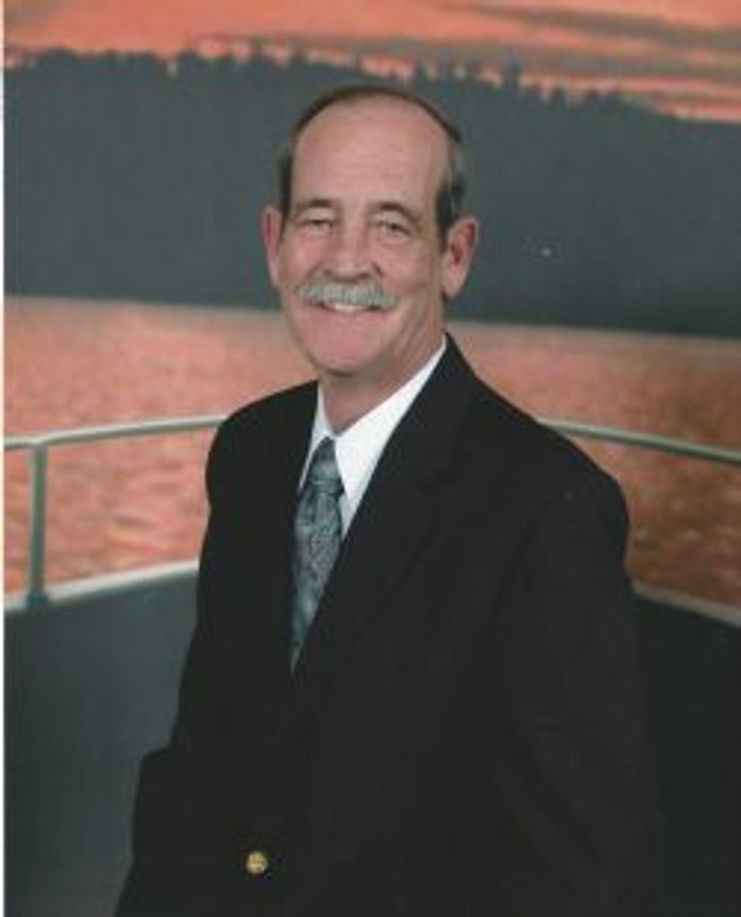 Charles "Les" Leslie Garrett Profile Photo